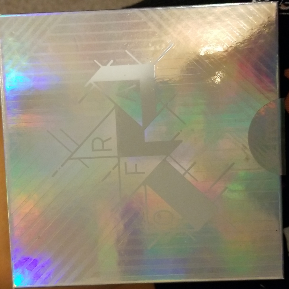 Ofra Glitch 2000 palette